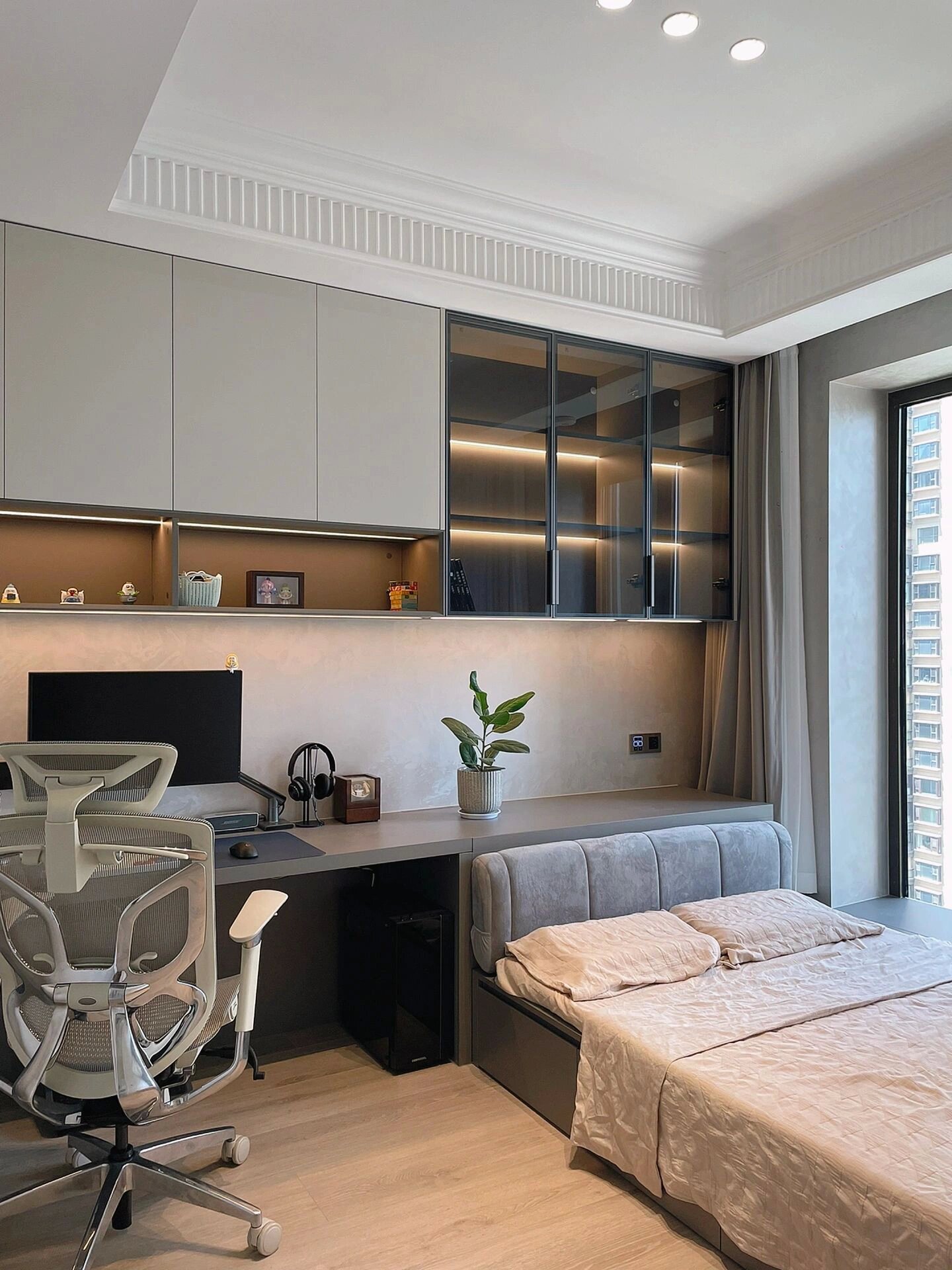 小戶型必看：榻榻米把 “睡、學、囤” 揉進 10㎡里